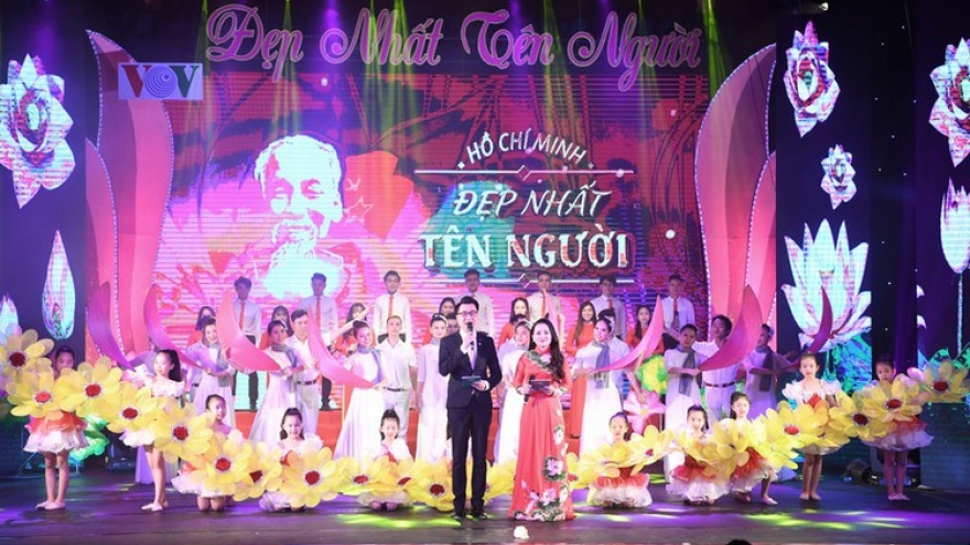 VOV hosts art programme to commemorate birthday of President Ho Chi Minh